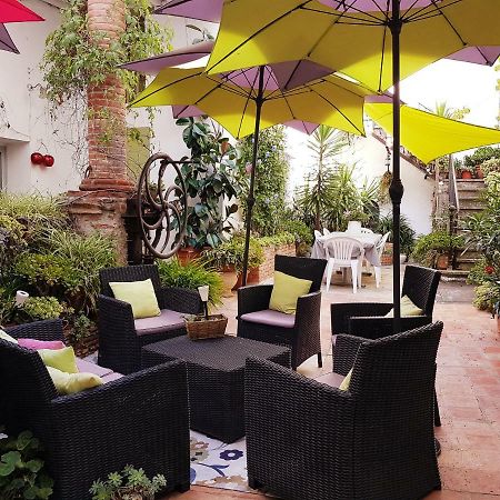 Le Presbytere Bed & Breakfast Rivesaltes Ngoại thất bức ảnh